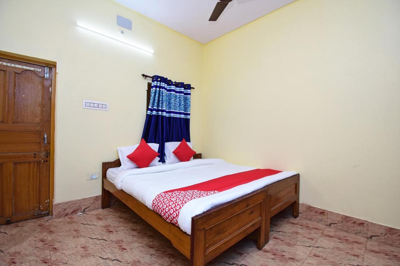 Flagship Hotel Mishra'S Andal Buitenkant foto